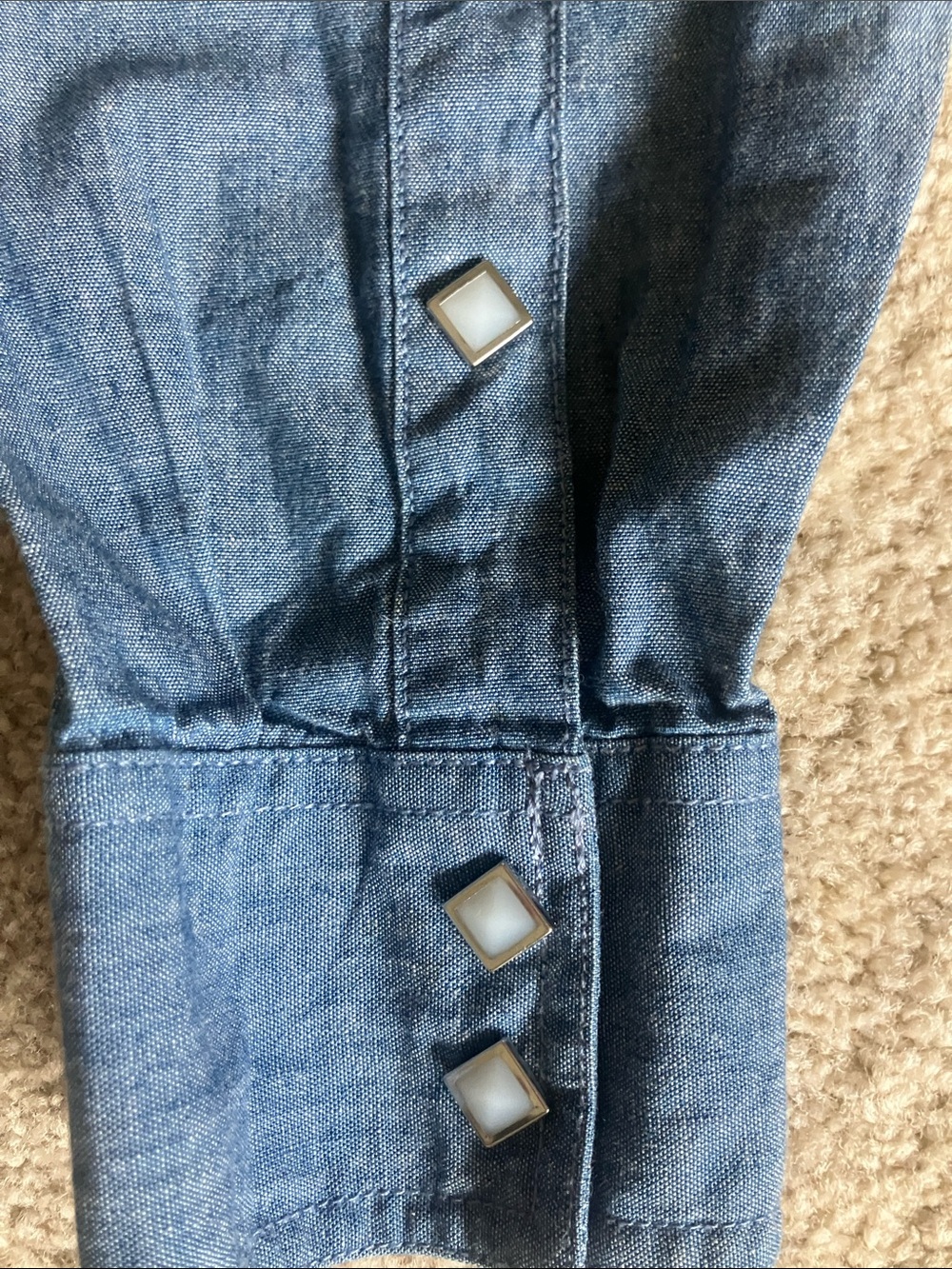 J.CREW Wallace & Barnes Chambray Denim Diamond Pearl Snap Western Shirt Medium - Picture 3 of 9